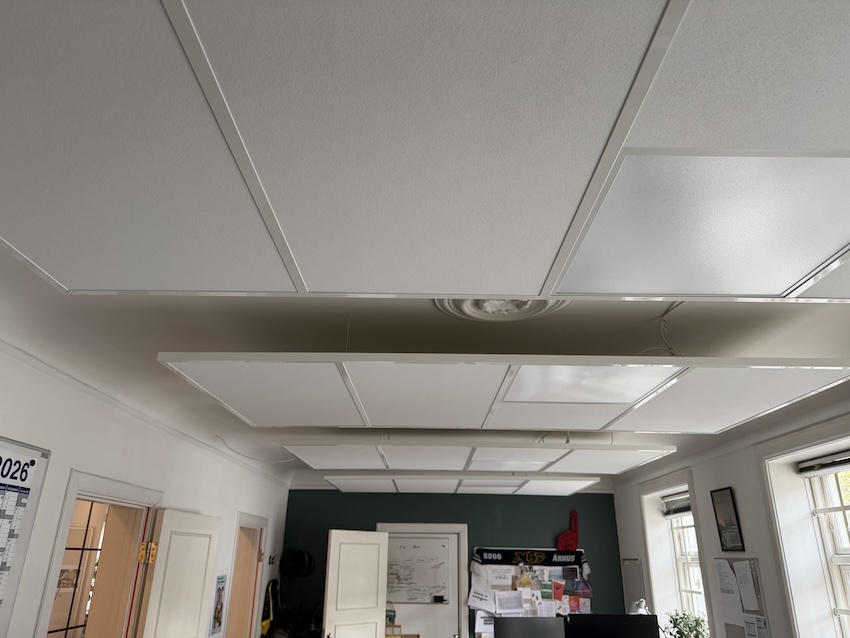 akustik regulering loft.
