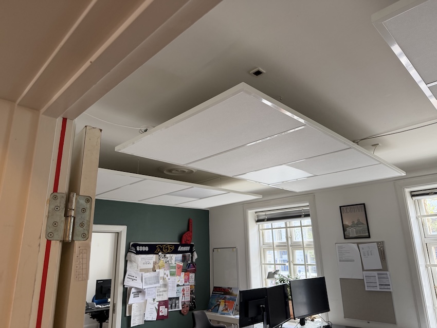 akustik regulering loft.
